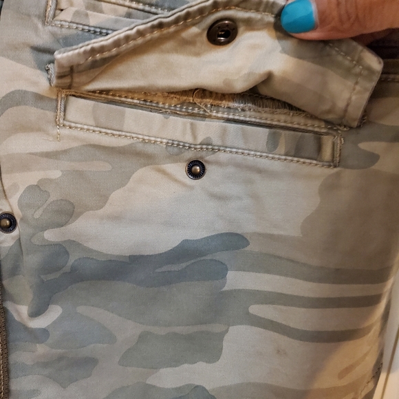 Ladies Jacket - Picture 7 of 9